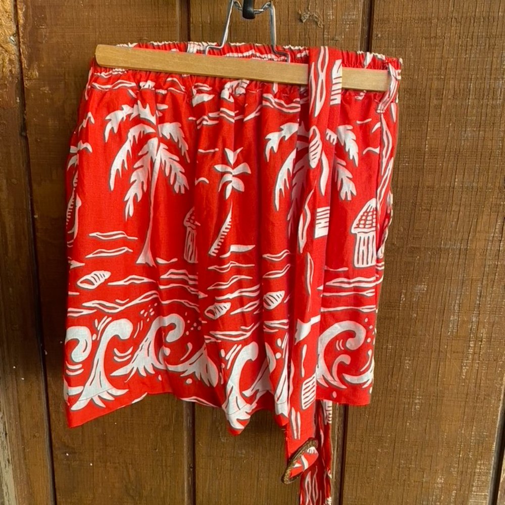 C & C California Hawaiian shorts with belt